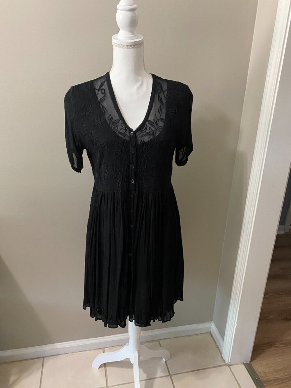 Vintage Sheer Black Embroidered Dress/Medium - Picture 2 of 8